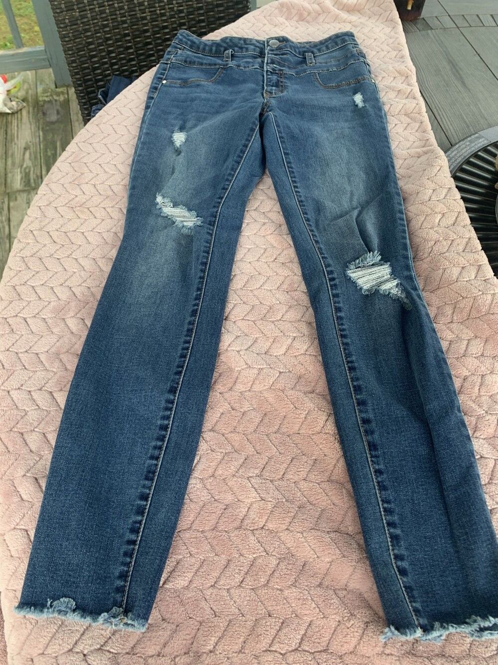 Refuge Women's Teens Straight Leg Distressed Button Zip Fly Jeans Denim Blue 2